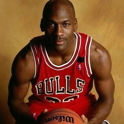 图片报：阿德耶米因非法持有武器被检察院判处罚款45万欧