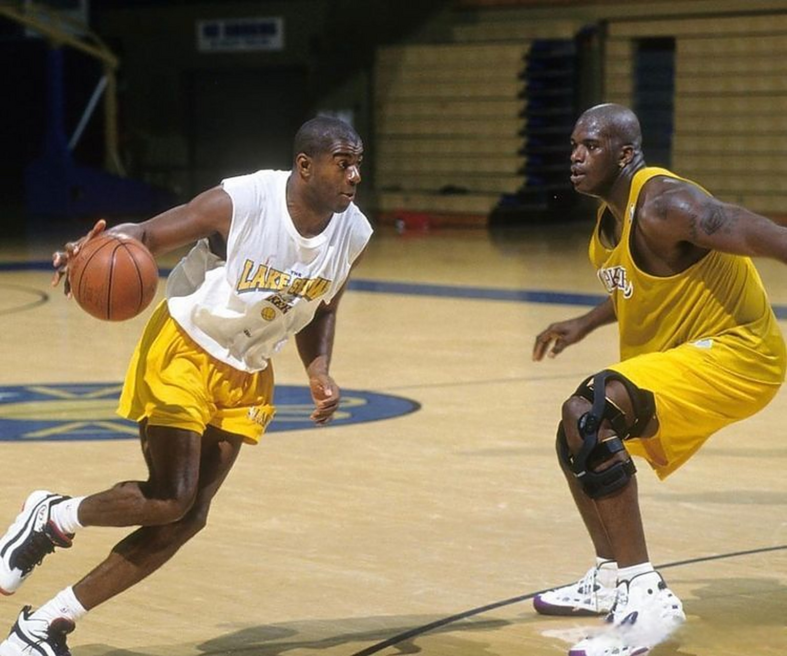 段受伤缺阵 段受伤缺阵