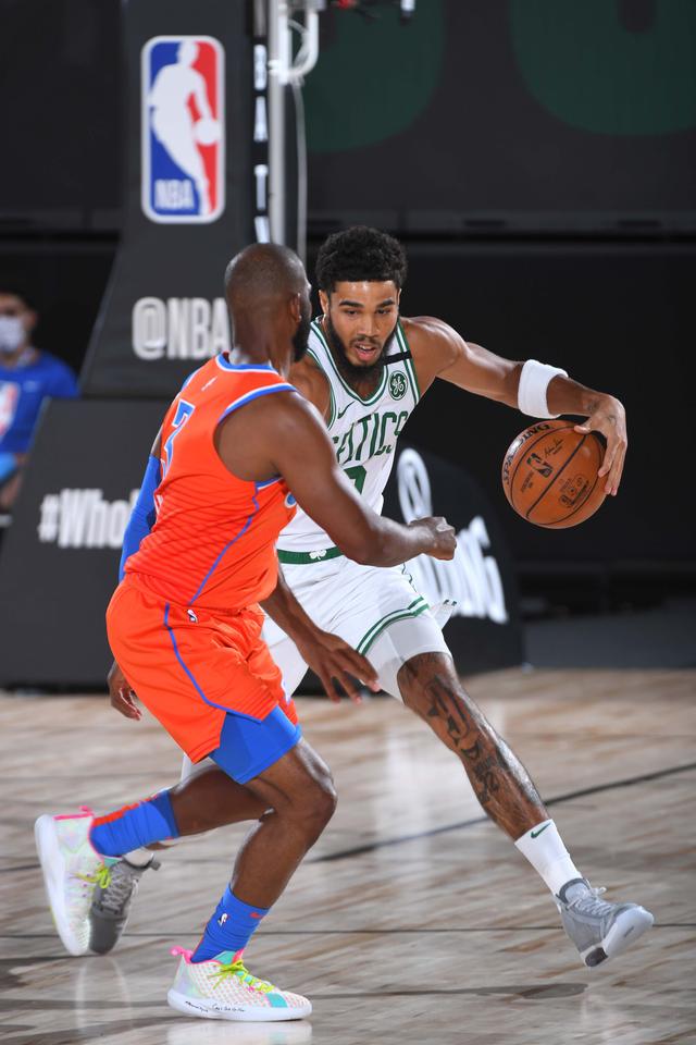 系而闻名于 系而闻名于