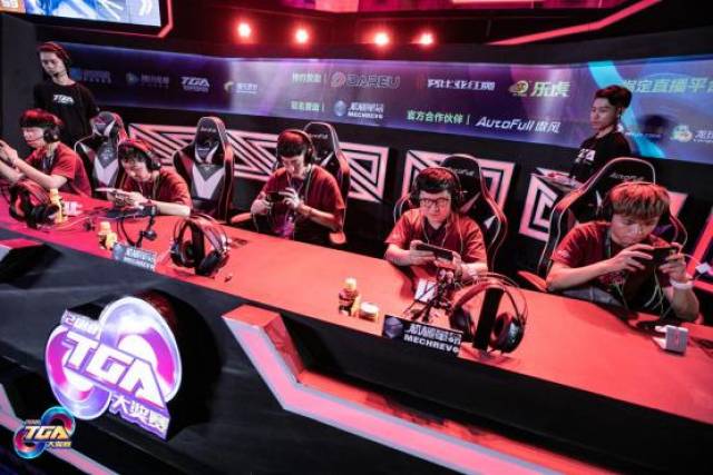 尤其是在防 尤其是在防